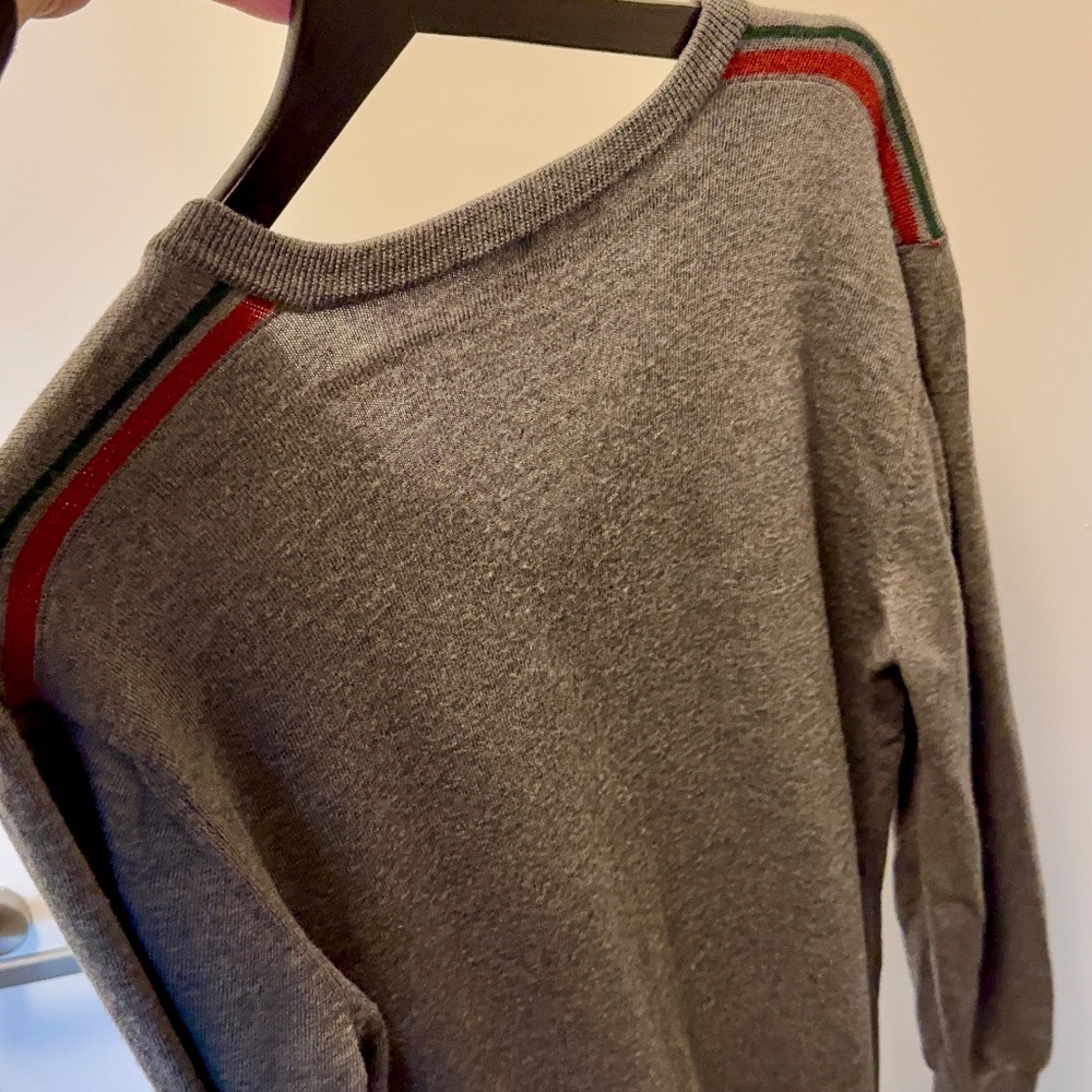 GUCCI 100% Wool Grey V-Neck Sweater w Signature Stripes - Made in Italy - Picture 5 of 9